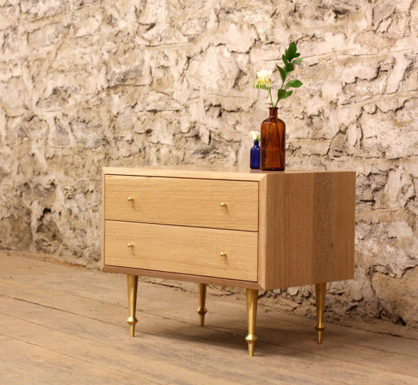 手繪幾何圖案家具