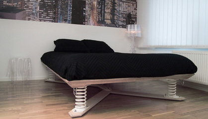 兒童在成長期不適宜睡彈簧床