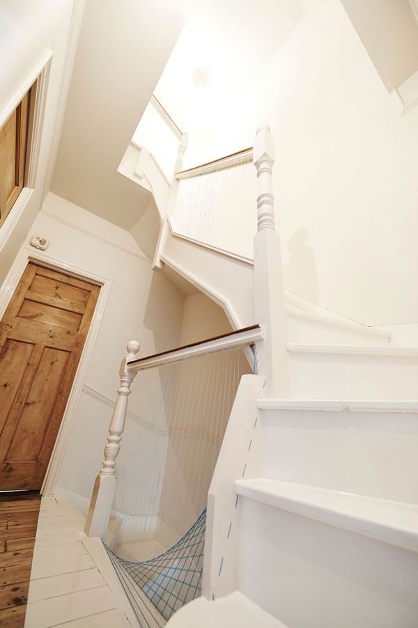 富有現(xiàn)代古典美的音樂(lè)樓梯(2)