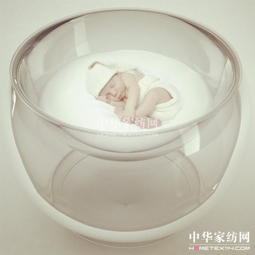 泡泡嬰兒床:讓寶寶在云朵里安睡