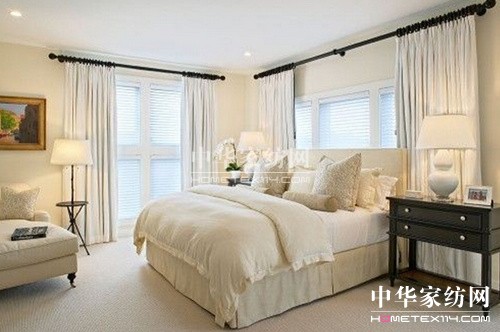 白色主調淡雅時尚床品