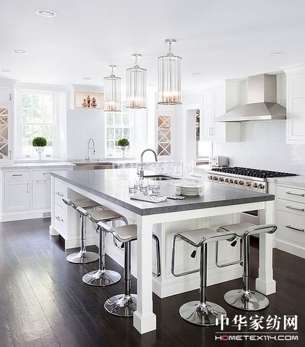 【4】現(xiàn)代簡約風格廚房講究“設(shè)計”不簡單