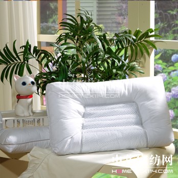 養生宜選草本枕