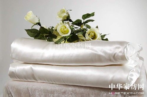 蠶絲被清洗保養 避免走進誤區