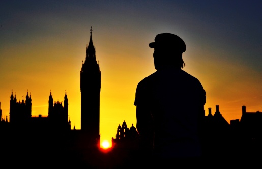 產品可以模仿,制度只能借鑒