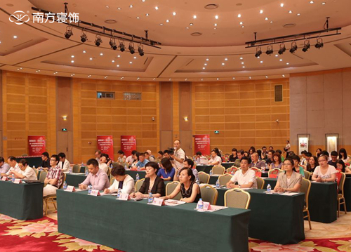 相信品牌力量—南方寢飾花開兩朵