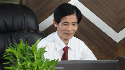 越龍?zhí)峄ㄈ昱d龍:在家紡產(chǎn)業(yè)特色發(fā)展品牌之路上馳騁