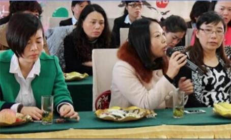 伊人島家紡2015春夏新品鑒賞會暨經(jīng)銷商座談會圓滿結(jié)束!