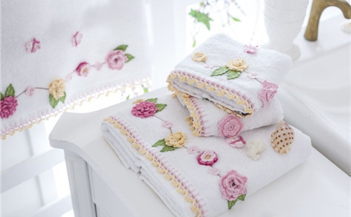 毛巾品牌EnglishHome展現濃郁自然時尚氣息