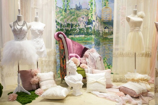 花色斑斕氣韻萬千