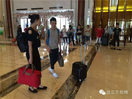 zΘI(y)ɞ(gu)ِΨһ(jing)Ʒٝ