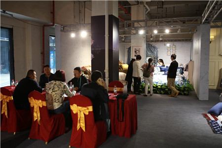 ESTEEMͥҼ2016ﶬƷlAM_