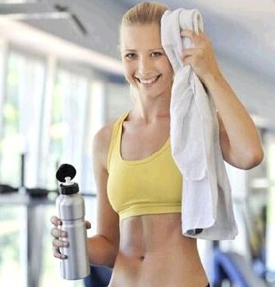 美浴生活:太可怕了!用濕毛巾擦臉等于向臉上涂抹各種細(xì)菌,快改改吧……