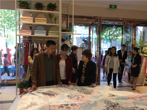 霸氣!中牟竟然有了這么一家超大凱盛家紡體驗店!