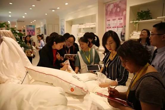 凱盛家紡“愛的行跡”2017秋冬新品發(fā)布會(huì)圓滿禮成!榮耀35年!