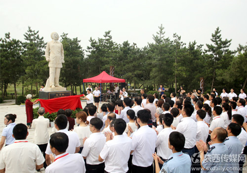趙夢(mèng)桃公園開園系全國(guó)首個(gè)以紡織工人名字命名公園