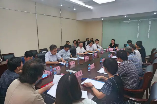 Ҹζϯͨ300Ҽa(chn)ƷŮ