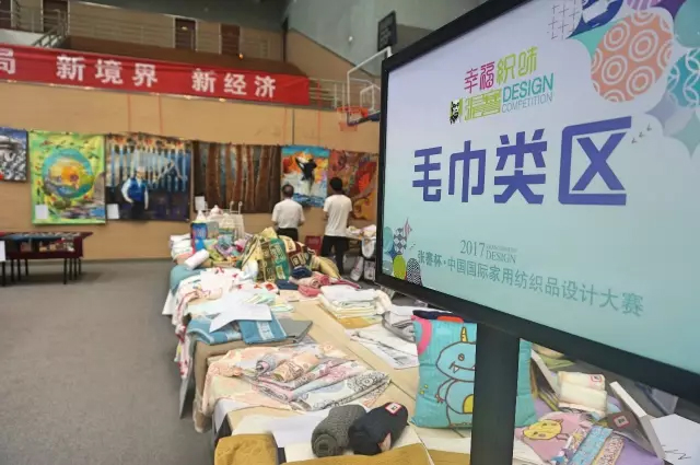 Ҹζϯͨ300Ҽa(chn)ƷŮ