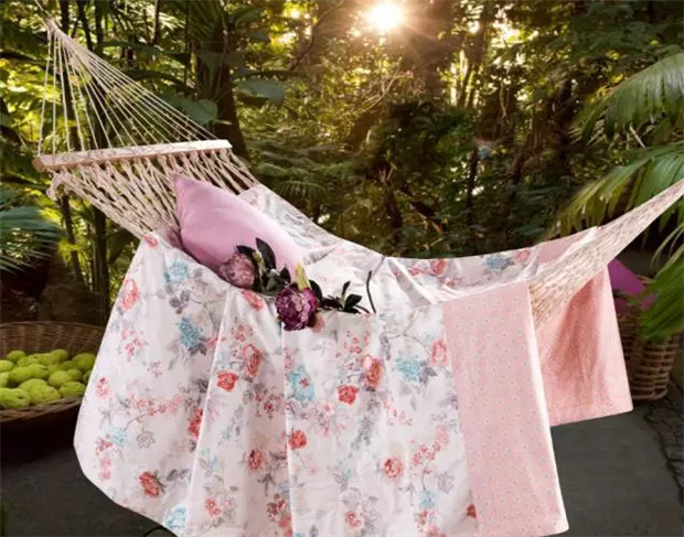 大家好,給大家介紹一下,這是我們家紡大會舉辦地@桐鄉(xiāng)