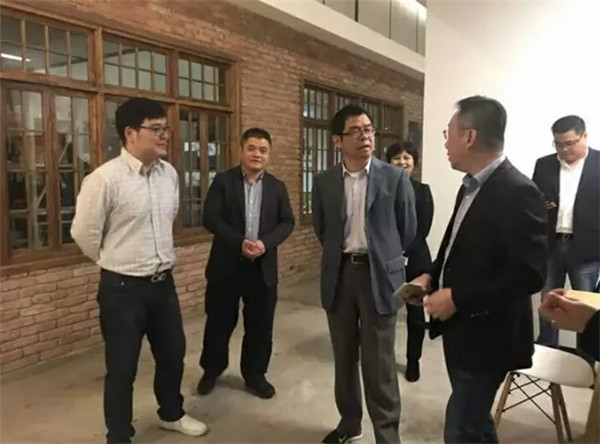 中國家紡協(xié)會一行調(diào)研博洋家紡、麗家地毯