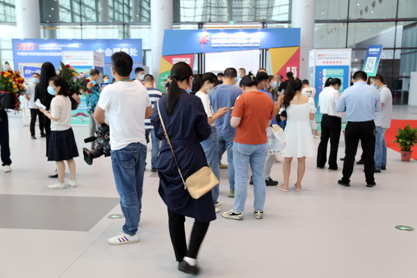 拓展國內國際市場,提振行業產業信心! ——2022中國紹興柯橋春季紡博會啟幕