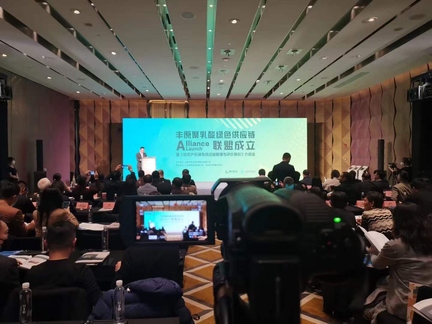 ȫ��(gu��)������Gɫ����(y��ng)�(li��n)�˳�������(d��ng)�xʽ�ߡ������a(ch��n)Ʒ�Gɫ����(y��ng)朹����c�u(p��ng)�r(ji��)��(d��o)�t����B��(hu��)���Ϻ��e��